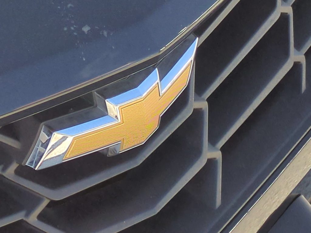 Thumbnail: 2020 Chevrolet Camaro - 32