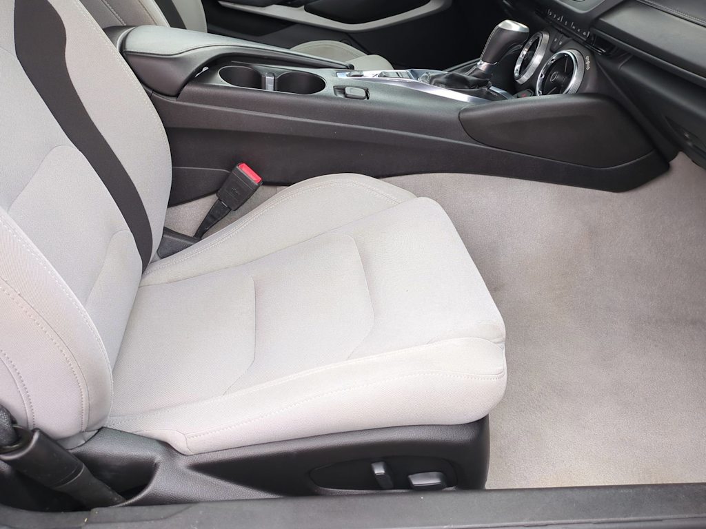 Thumbnail: 2022 Chevrolet Camaro - 32