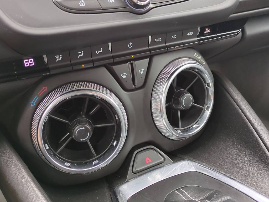 Thumbnail: 2022 Chevrolet Camaro - 27