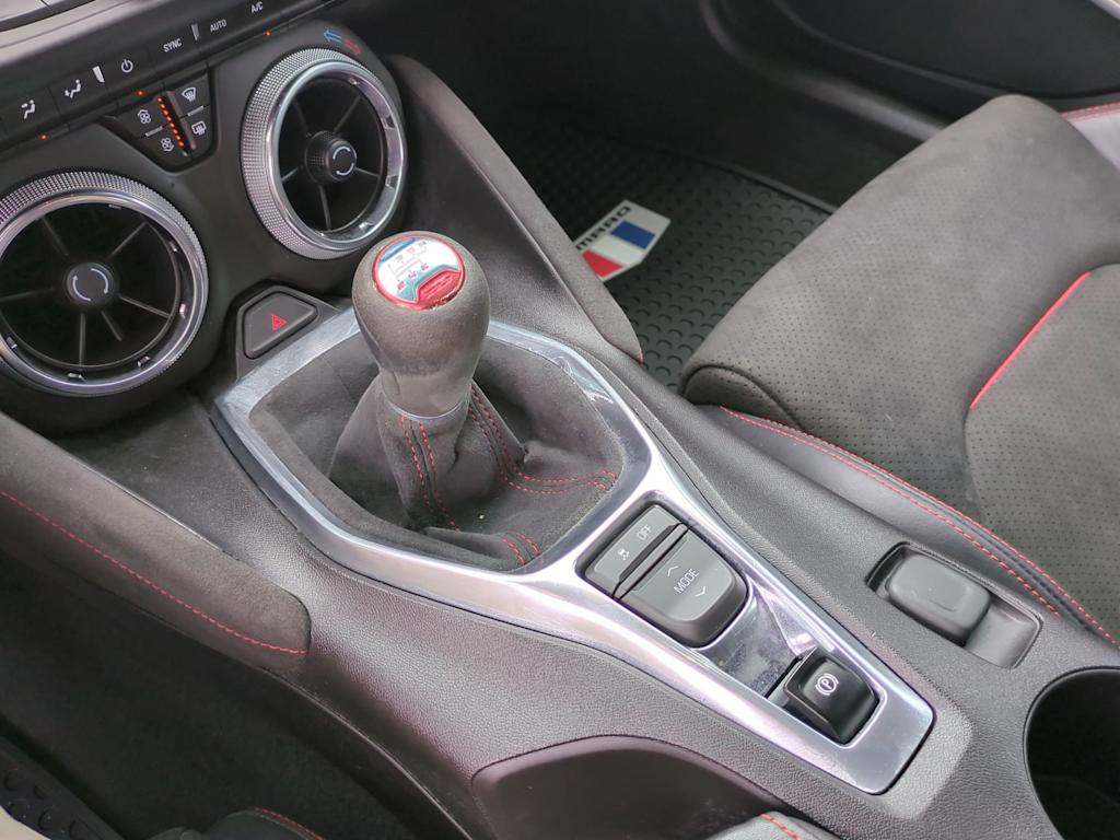 2017 Chevrolet Camaro ZL1 14
