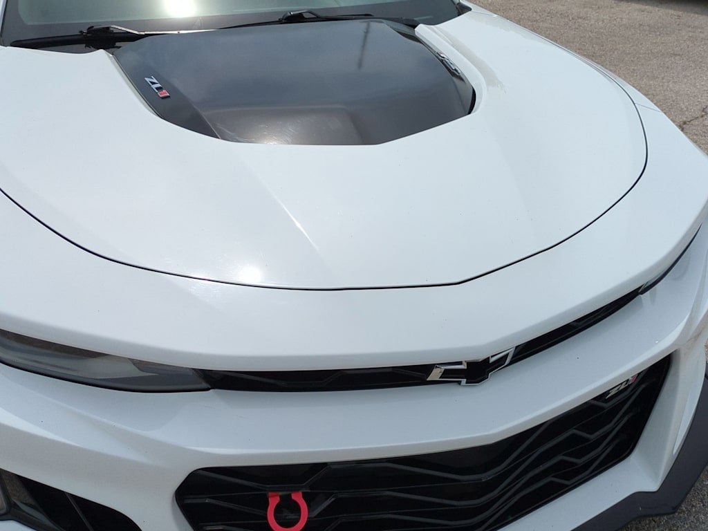 2017 Chevrolet Camaro ZL1 33