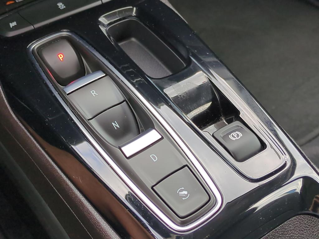 2023 Chevrolet Bolt EUV Premier 16