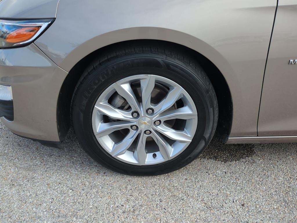 Thumbnail: 2023 Chevrolet Malibu - 8