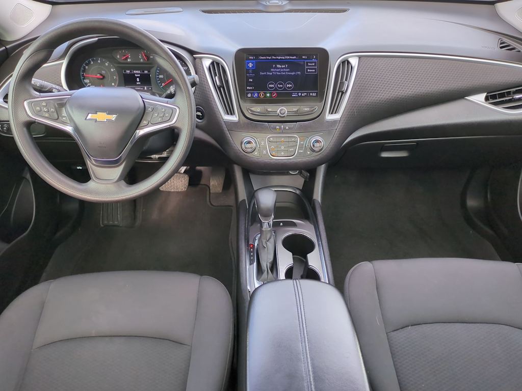 Thumbnail: 2023 Chevrolet Malibu - 10