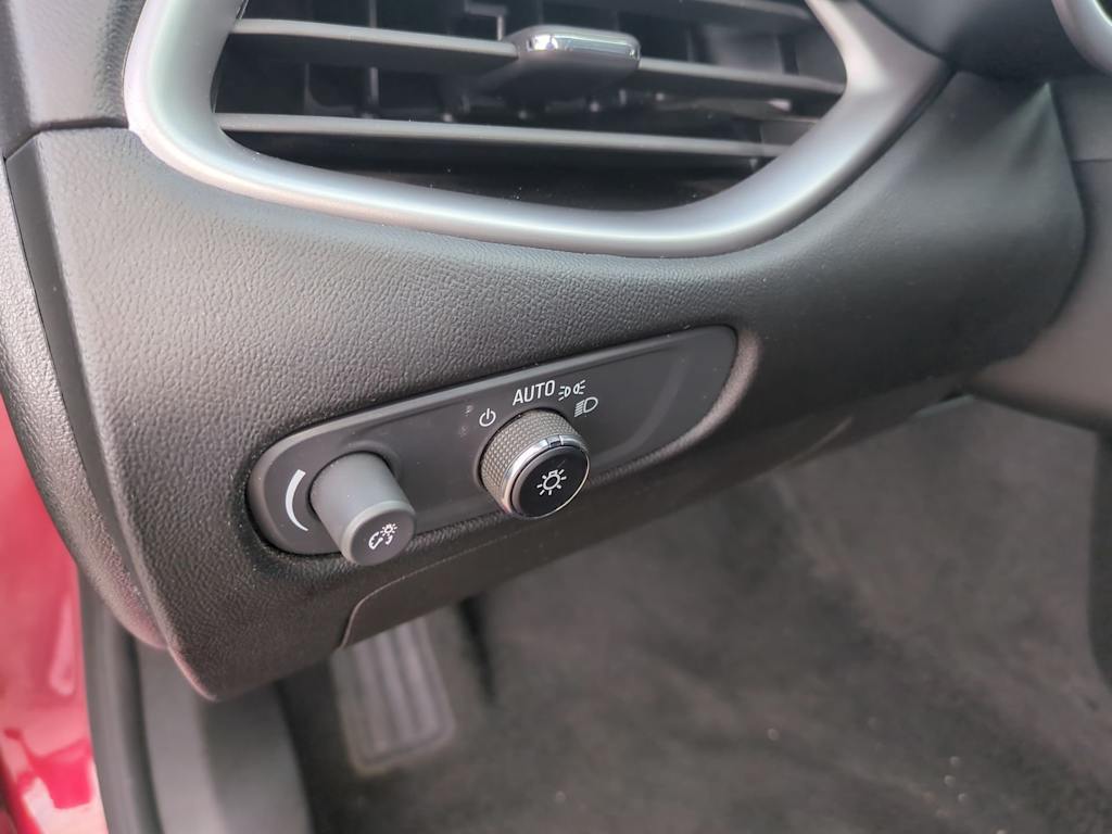 Thumbnail: 2025 Chevrolet Malibu - 33