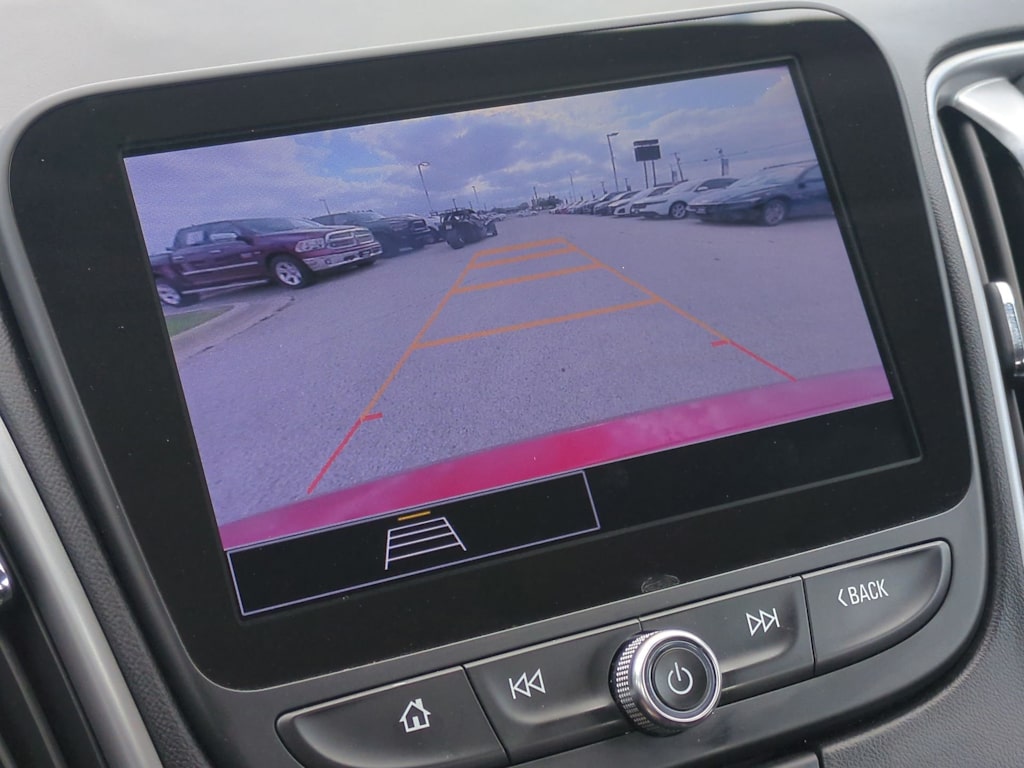 Thumbnail: 2025 Chevrolet Malibu - 24