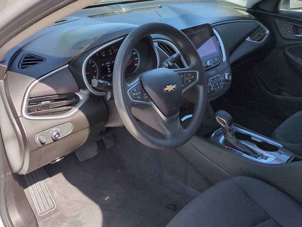 Thumbnail: 2023 Chevrolet Malibu - 2