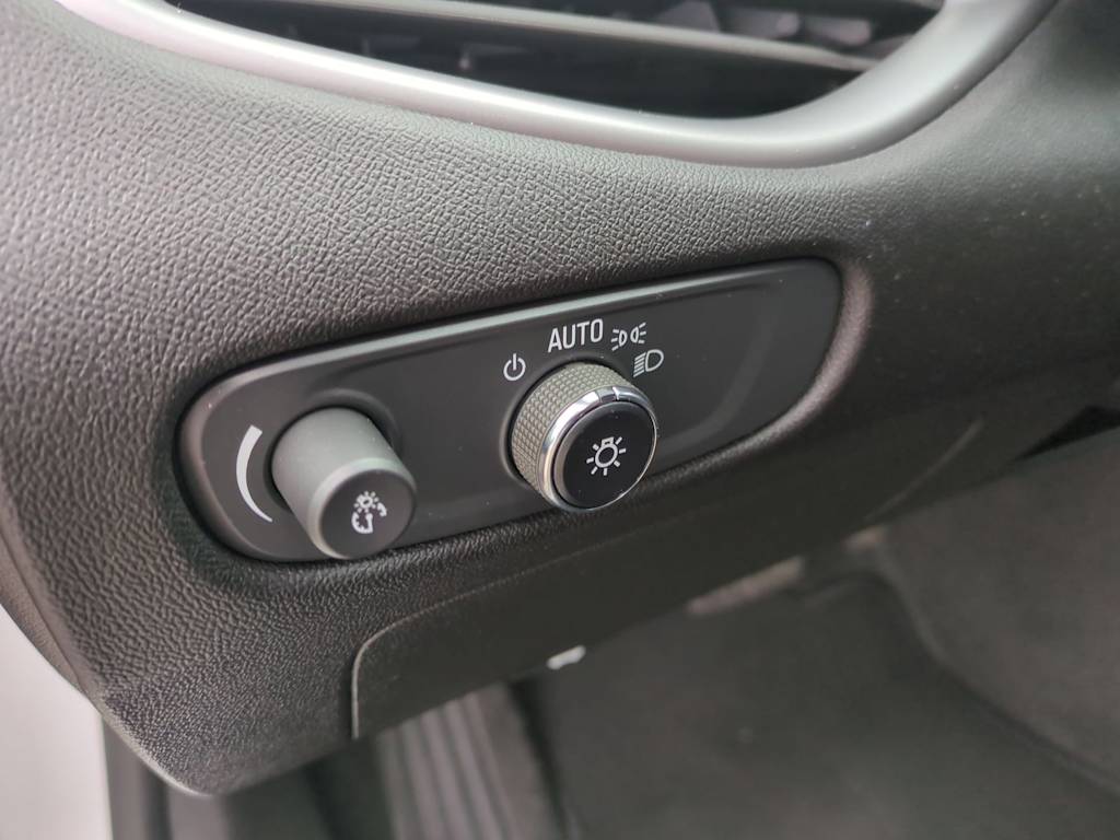 Thumbnail: 2024 Chevrolet Malibu - 36