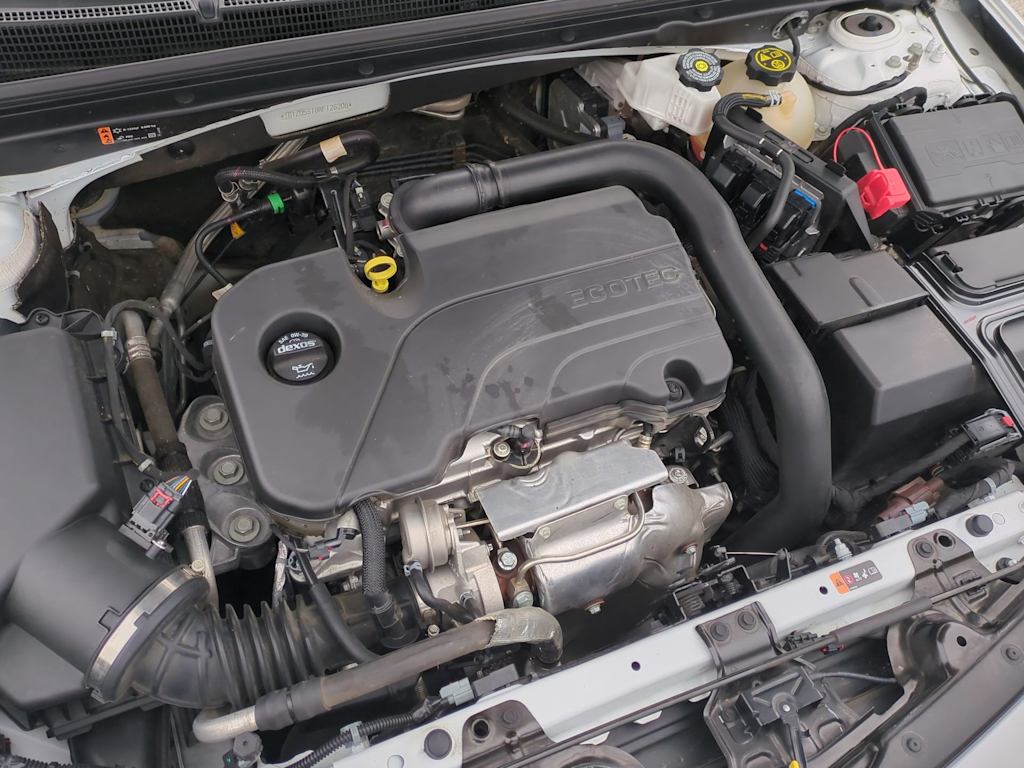 Thumbnail: 2024 Chevrolet Malibu - 9