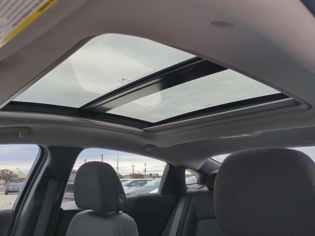 Thumbnail: 2024 Chevrolet Malibu - 28