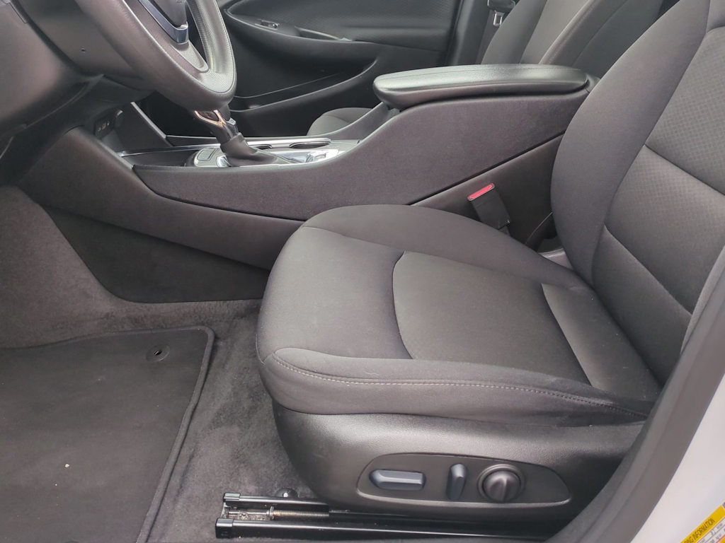 Thumbnail: 2024 Chevrolet Malibu - 11