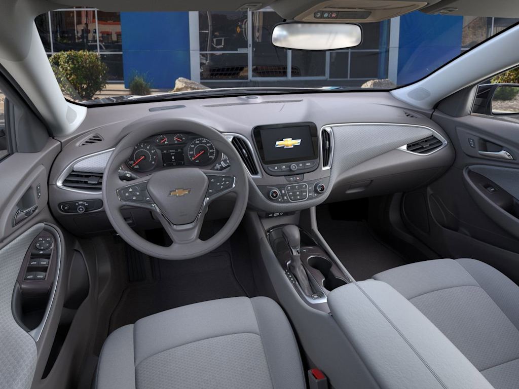2025 Chevrolet Malibu LT 8