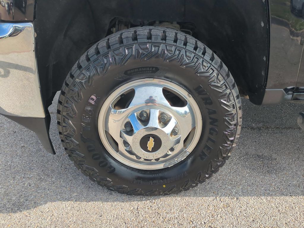 Thumbnail: 2015 Chevrolet Silverado 3500 - 8