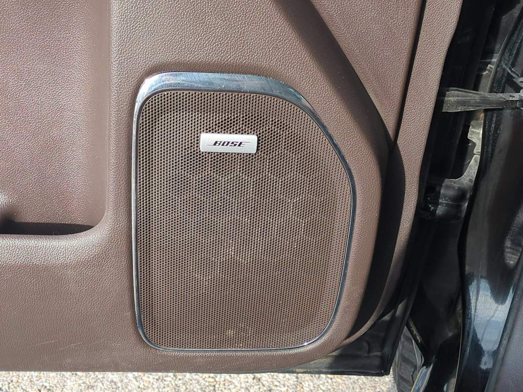 Thumbnail: 2015 Chevrolet Silverado 3500 - 12