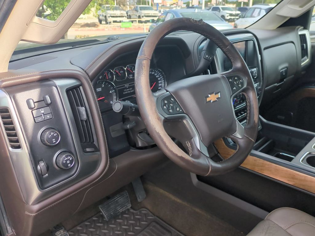 Thumbnail: 2015 Chevrolet Silverado 3500 - 2