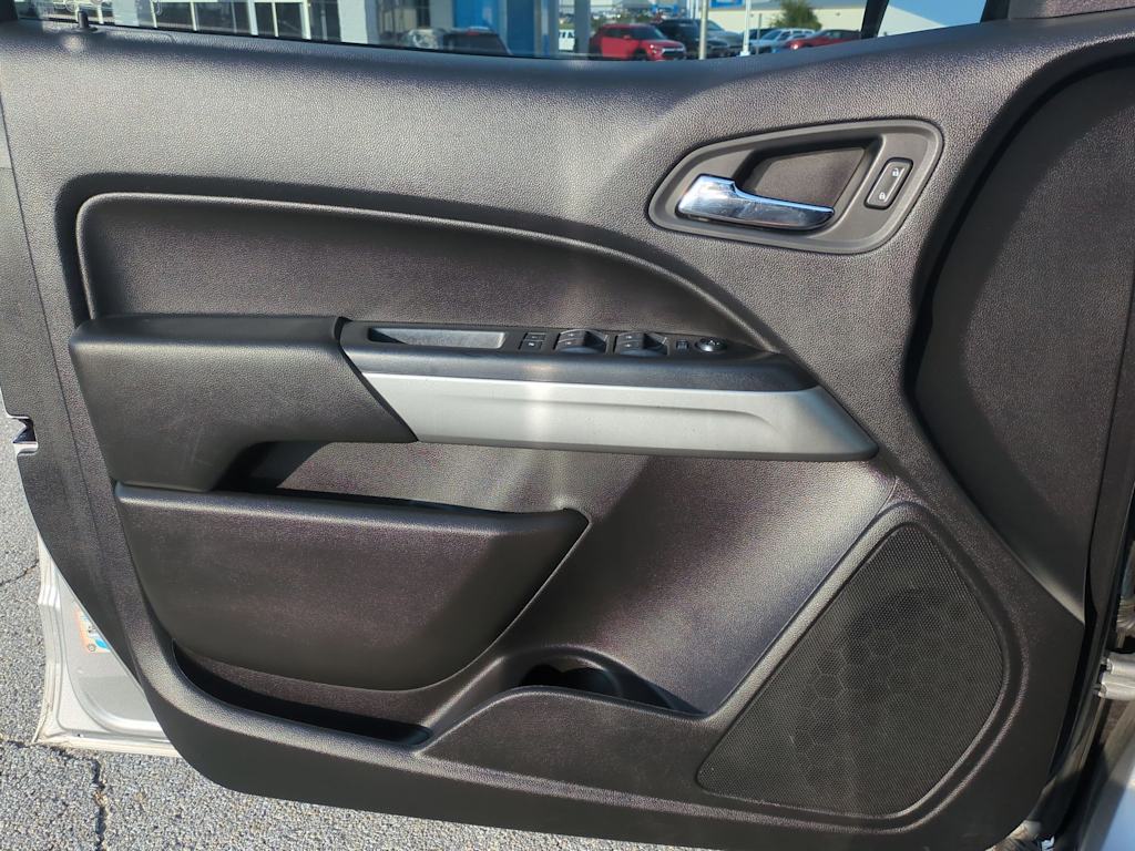 Thumbnail: 2019 Chevrolet Colorado - 29