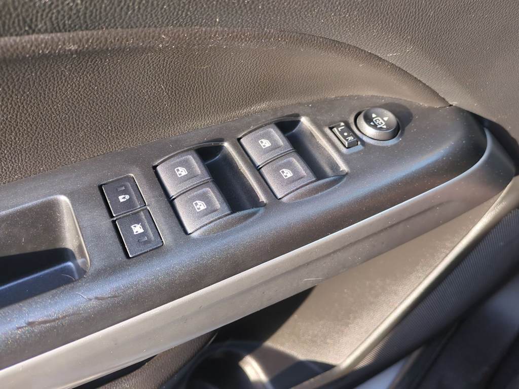 Thumbnail: 2019 Chevrolet Colorado - 30