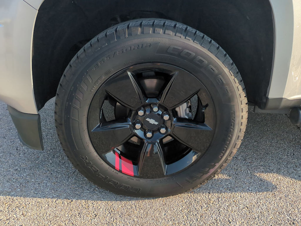 Thumbnail: 2019 Chevrolet Colorado - 8