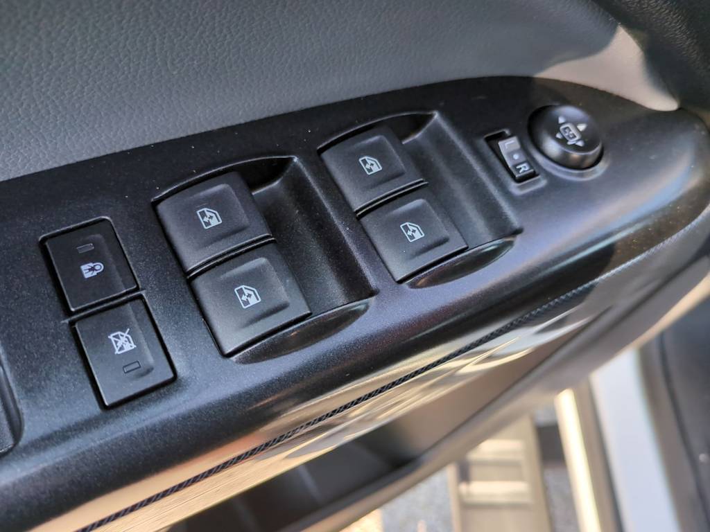Thumbnail: 2021 Chevrolet Colorado - 27