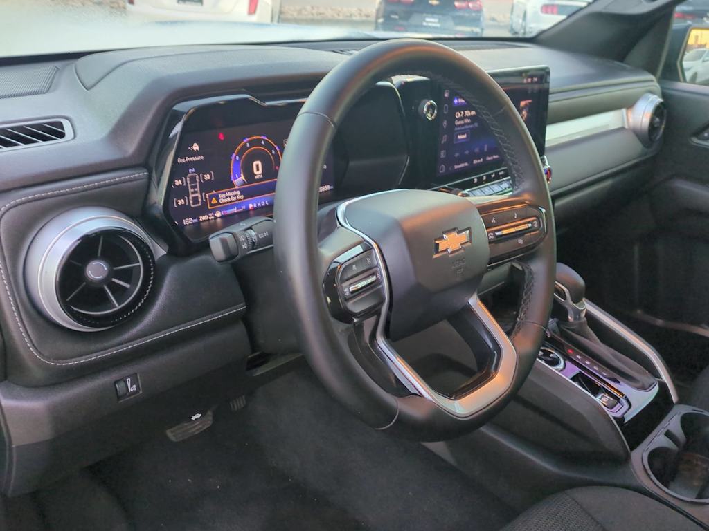 Thumbnail: 2024 Chevrolet Colorado - 2