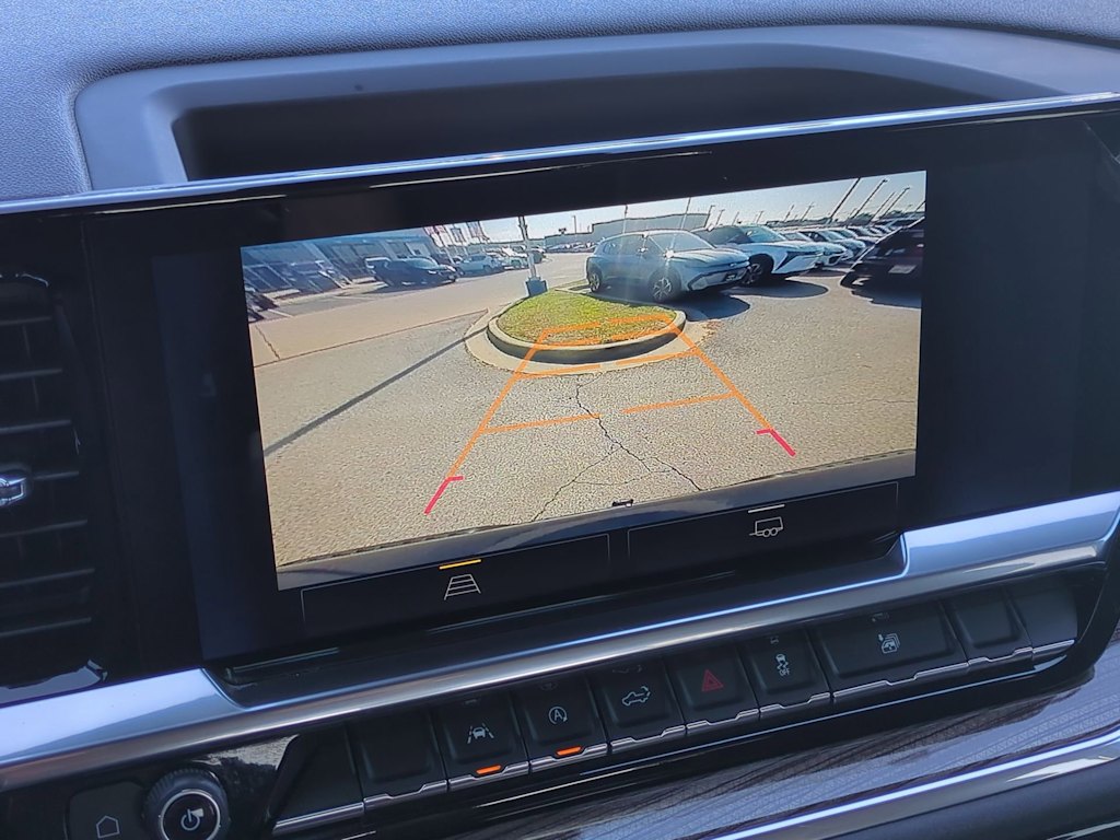 Thumbnail: 2023 Chevrolet Silverado 1500 - 26