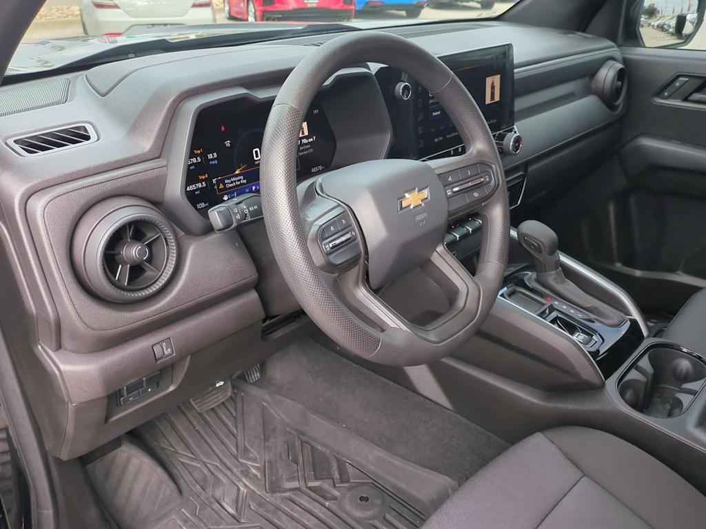 Thumbnail: 2024 Chevrolet Colorado - 2