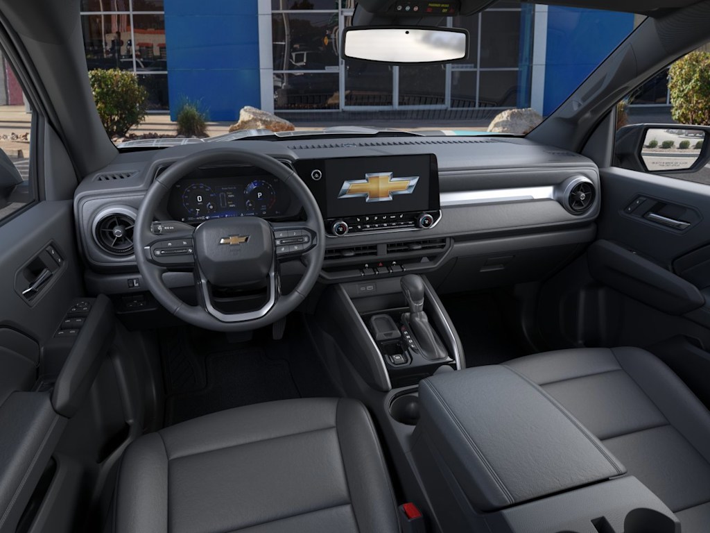 2024 Chevrolet Colorado LT 2