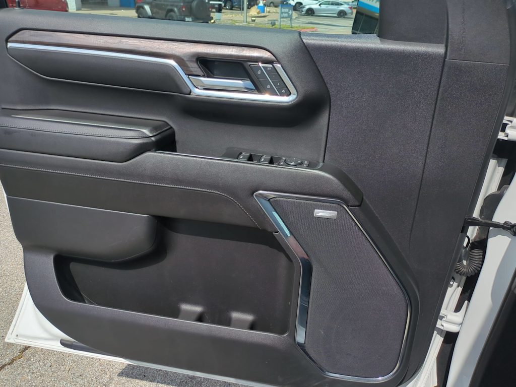 Thumbnail: 2024 Chevrolet Silverado 1500 - 29