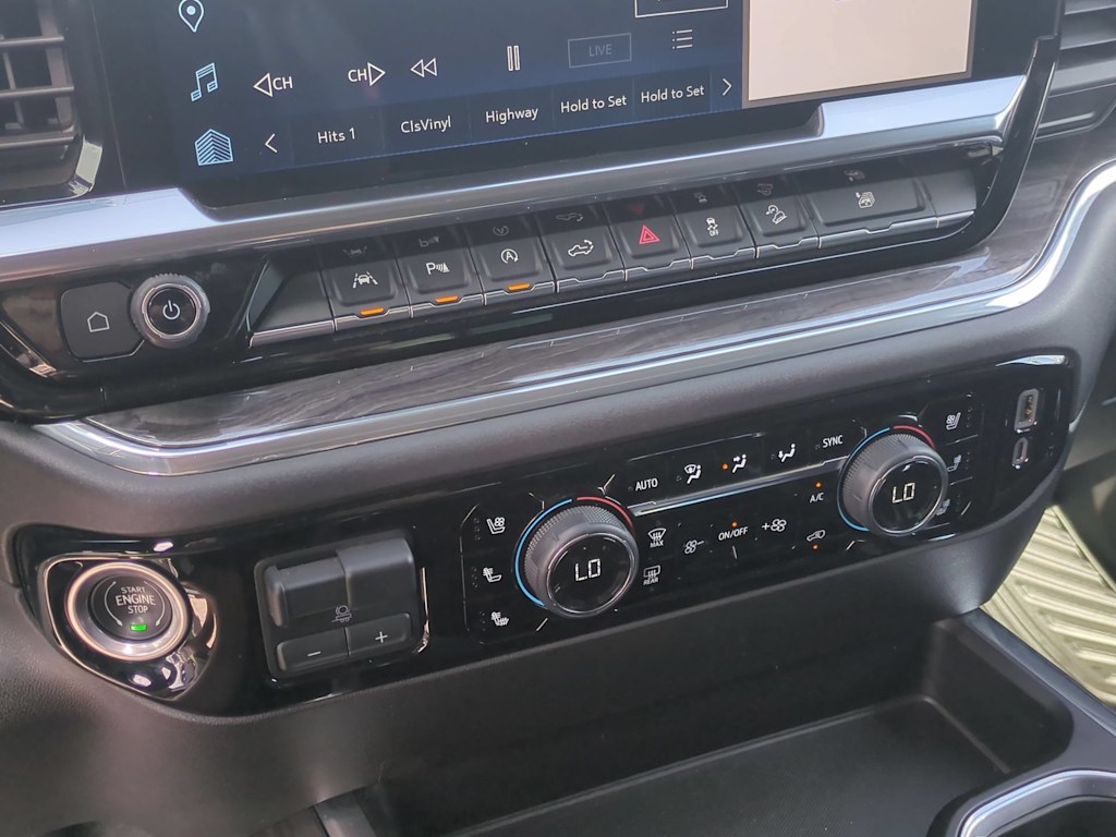 Thumbnail: 2024 Chevrolet Silverado 1500 - 26