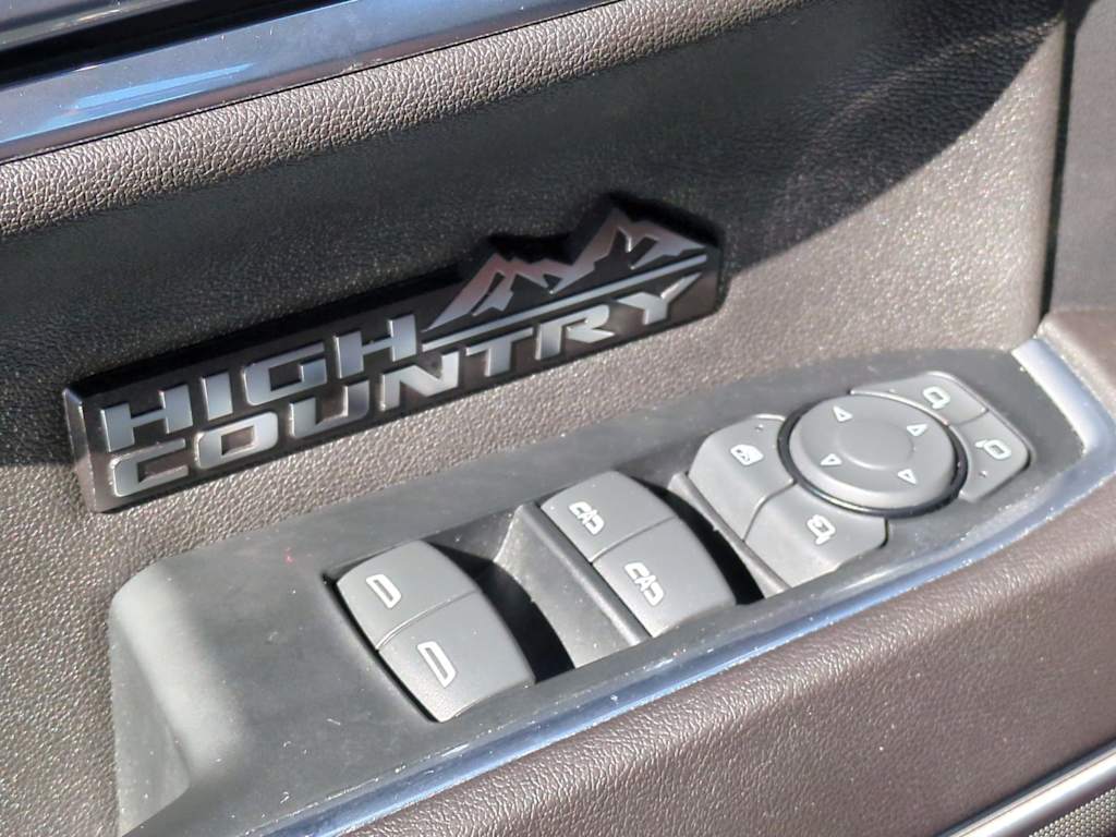 Thumbnail: 2023 Chevrolet Silverado 1500 - 29