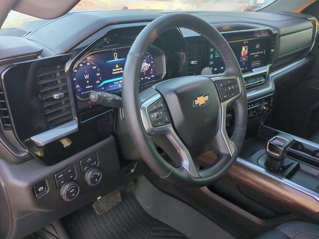 Thumbnail: 2026 Chevrolet Silverado 1500 - 2
