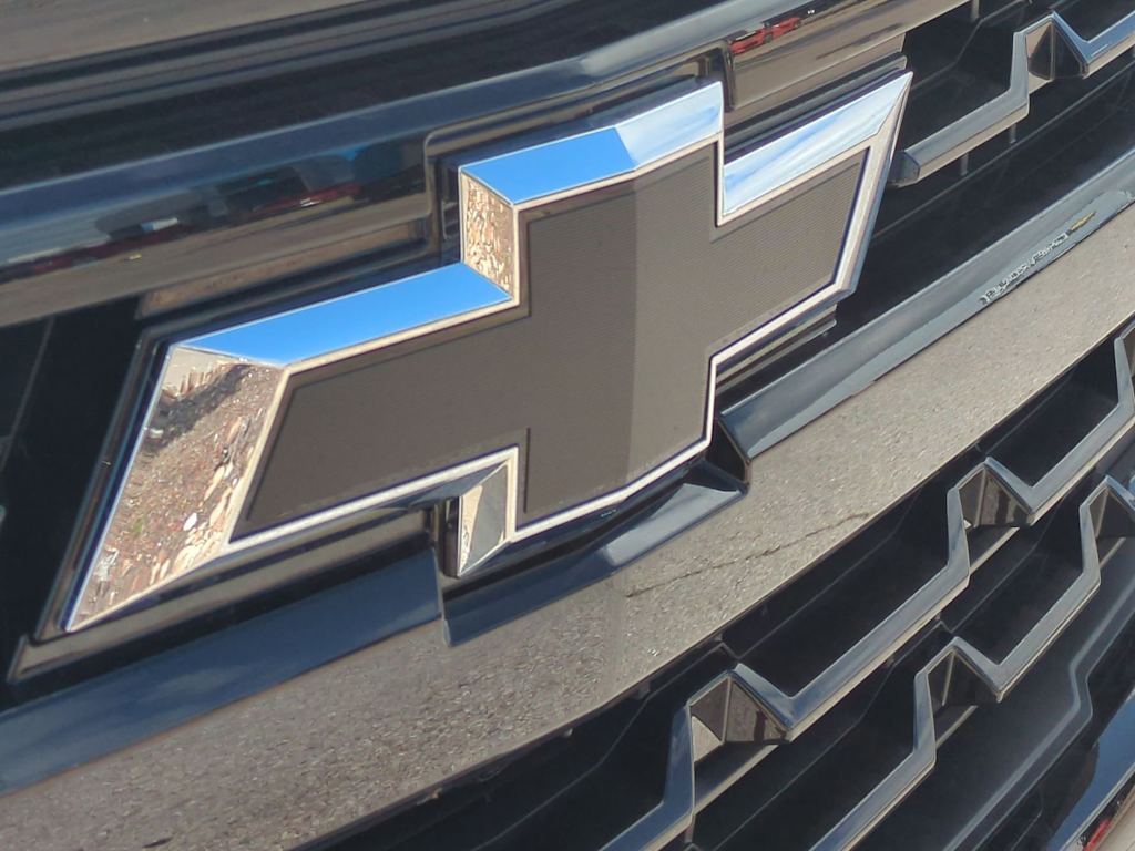 Thumbnail: 2026 Chevrolet Silverado 1500 - 34
