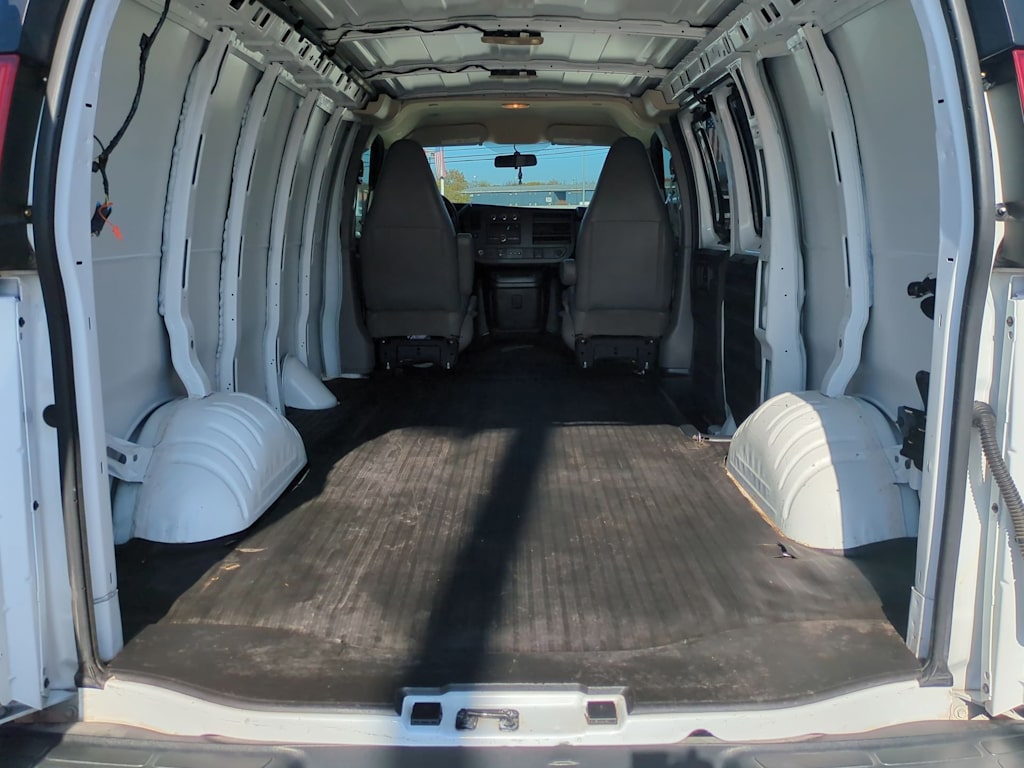 Thumbnail: 2020 Chevrolet Express - 12