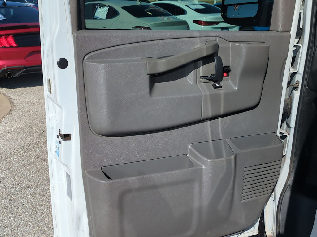 Thumbnail: 2020 Chevrolet Express - 26