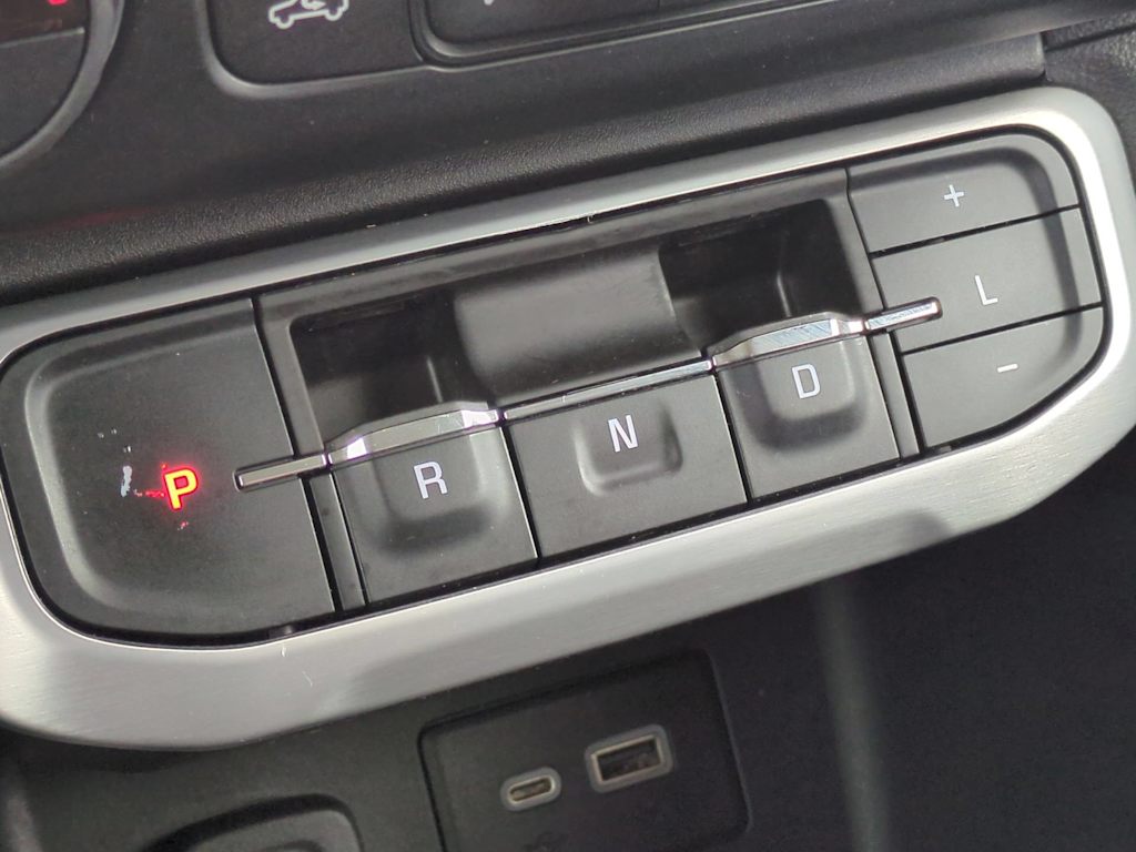Thumbnail: 2020 GMC Acadia - 24