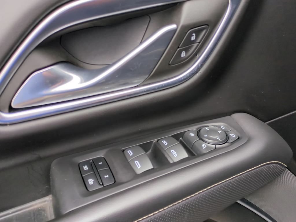 Thumbnail: 2023 GMC Yukon - 31