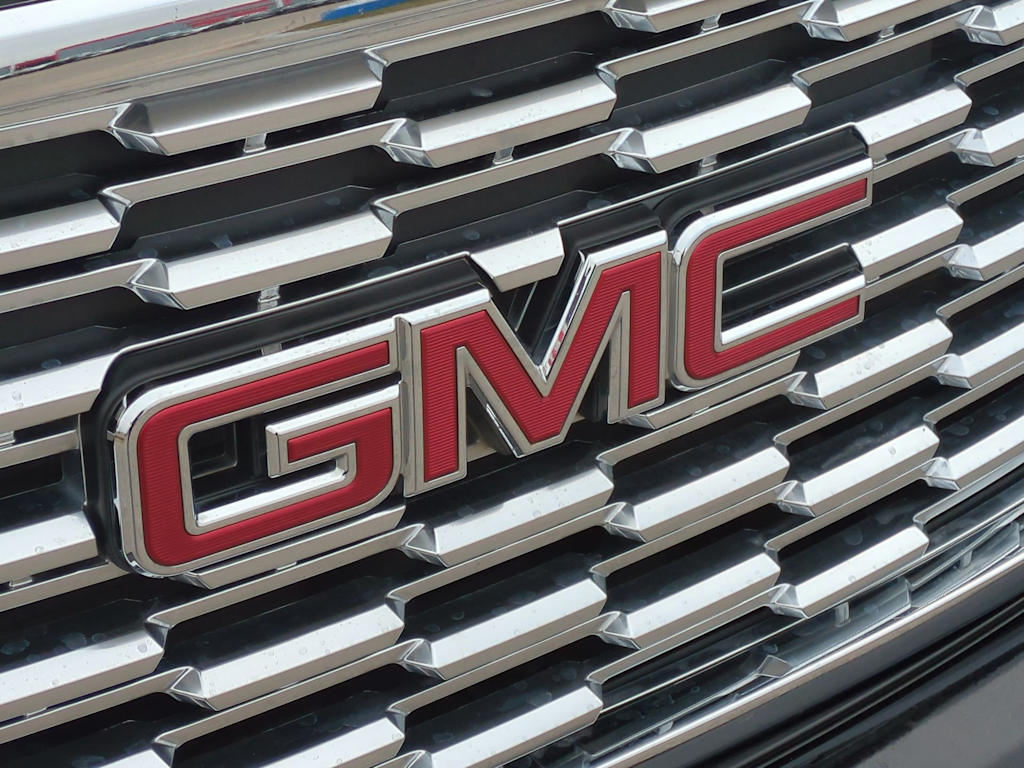 2019 GMC Yukon Denali 7