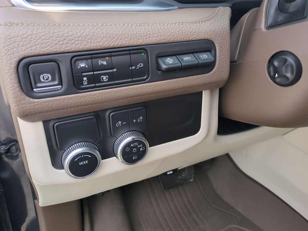 Thumbnail: 2022 GMC Yukon - 35