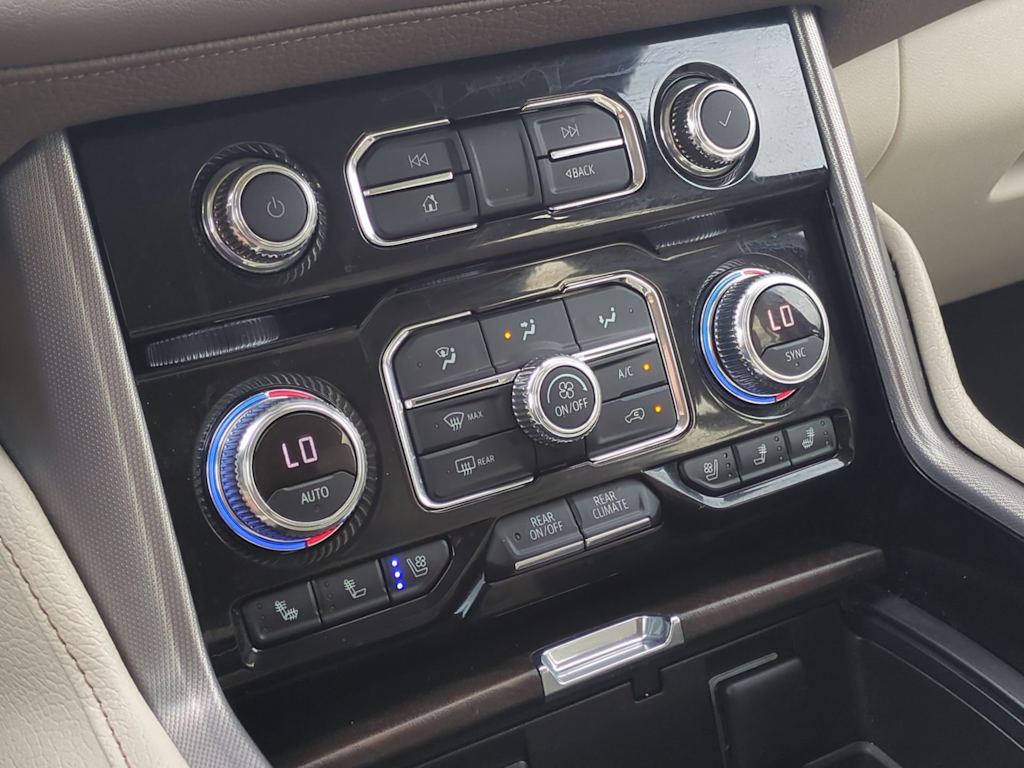 Thumbnail: 2022 GMC Yukon - 27