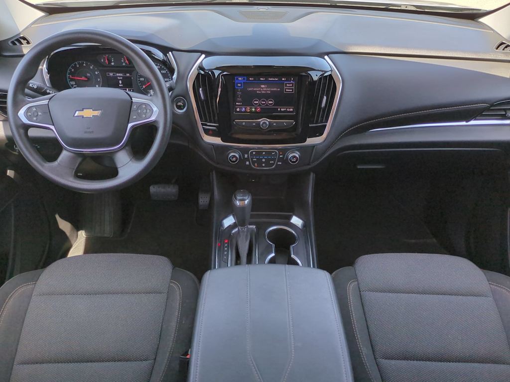 Thumbnail: 2020 Chevrolet Traverse - 9