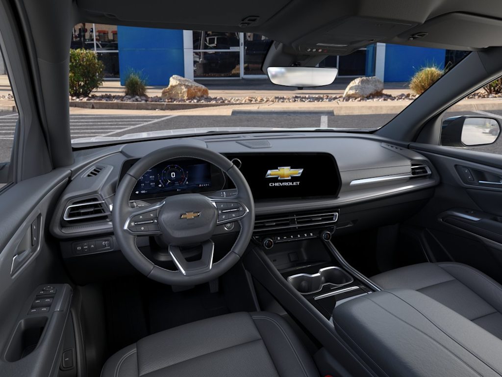Thumbnail: 2027 Chevrolet Traverse - 2