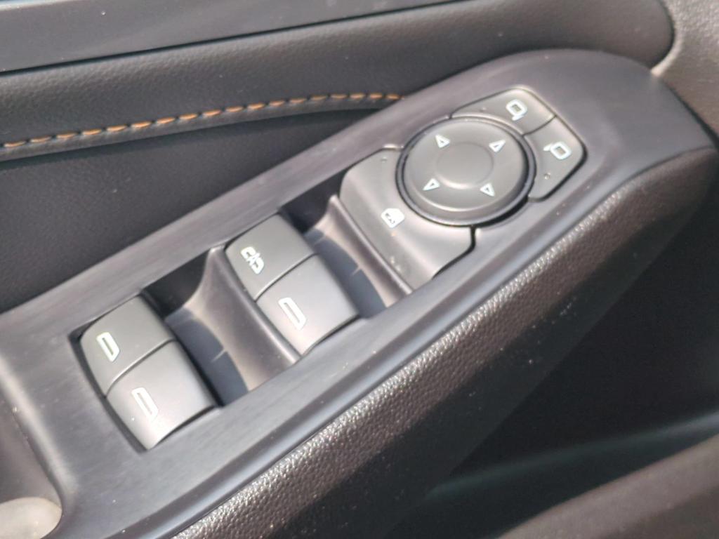 Thumbnail: 2020 Chevrolet Traverse - 30