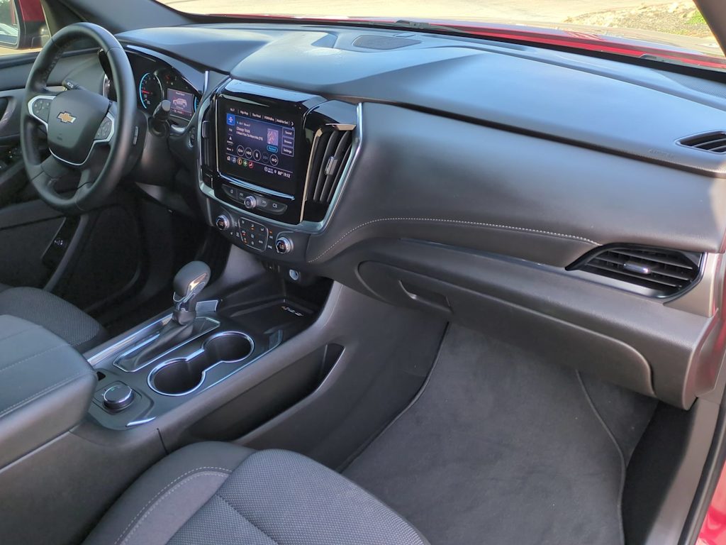 Thumbnail: 2023 Chevrolet Traverse - 12