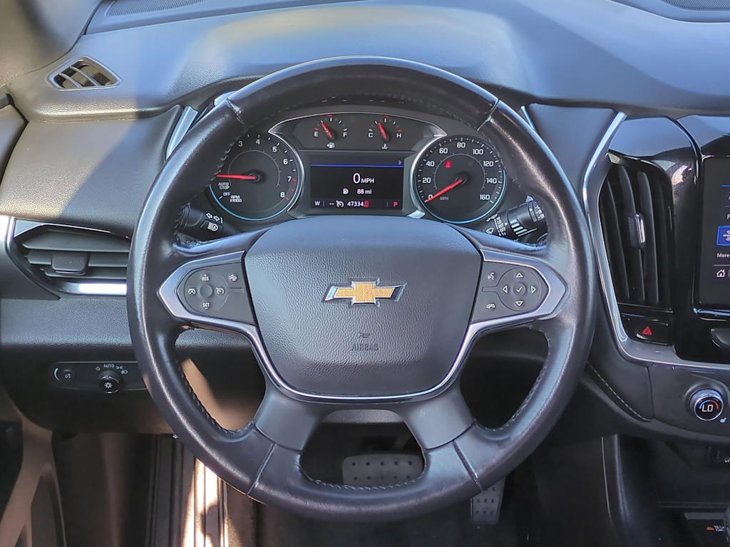 Thumbnail: 2022 Chevrolet Traverse - 10
