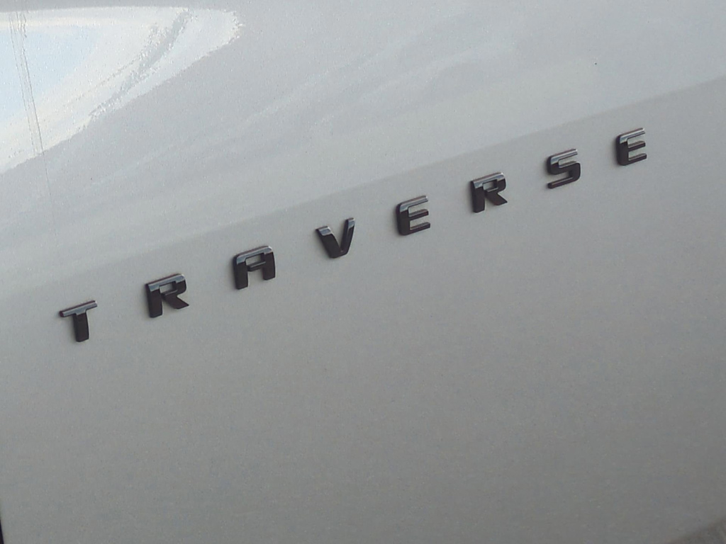 Thumbnail: 2023 Chevrolet Traverse - 34