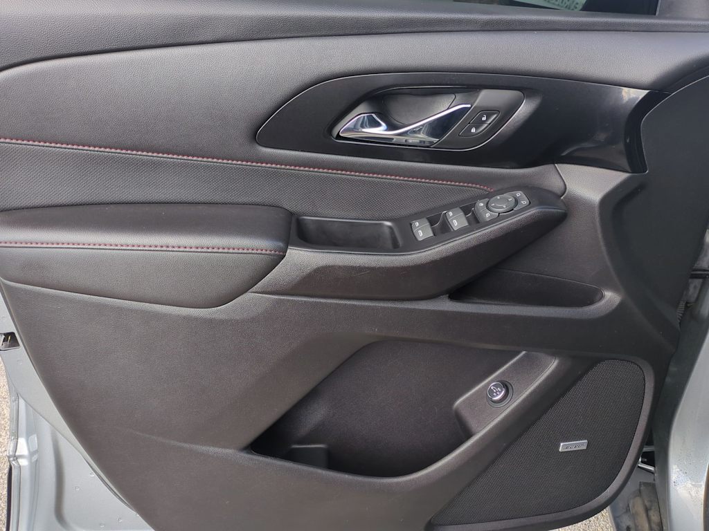 Thumbnail: 2023 Chevrolet Traverse - 29