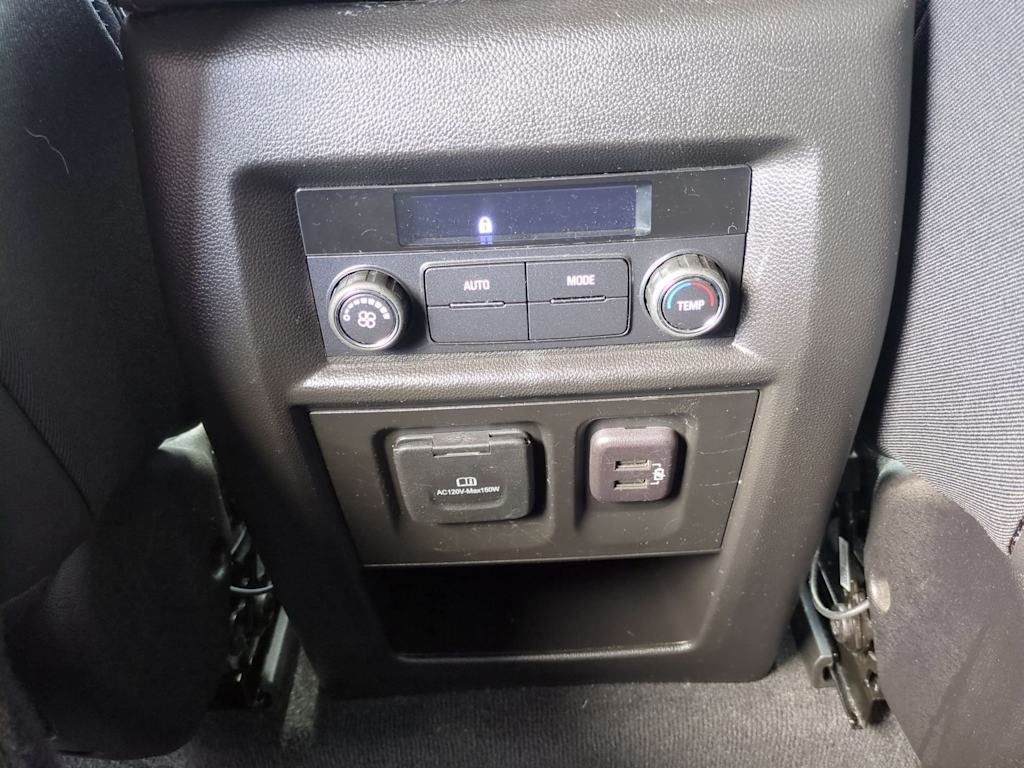 Thumbnail: 2023 Chevrolet Traverse - 28