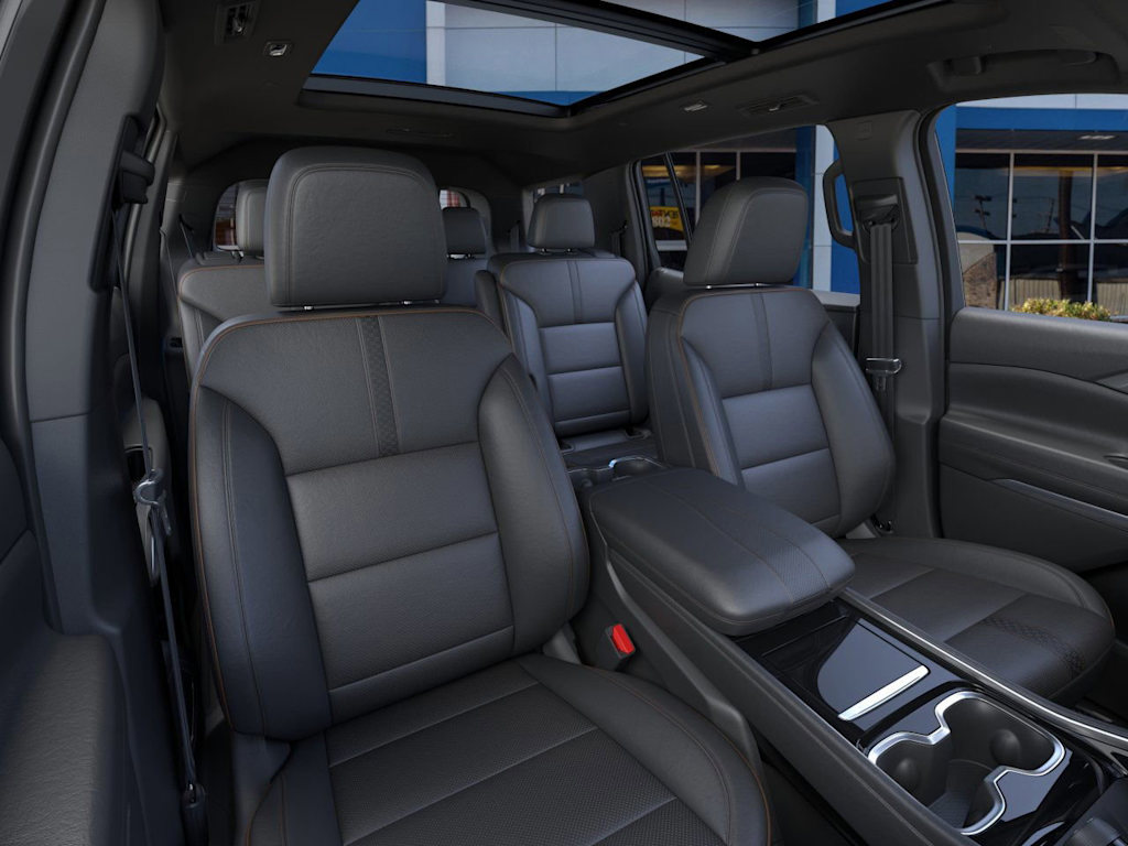 Thumbnail: 2026 Chevrolet Traverse - 7