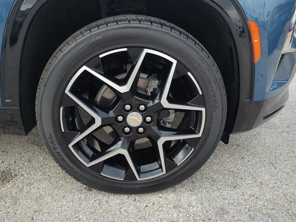 Thumbnail: 2026 Chevrolet Traverse - 8