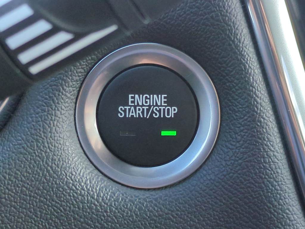 Thumbnail: 2023 Chevrolet Traverse - 25